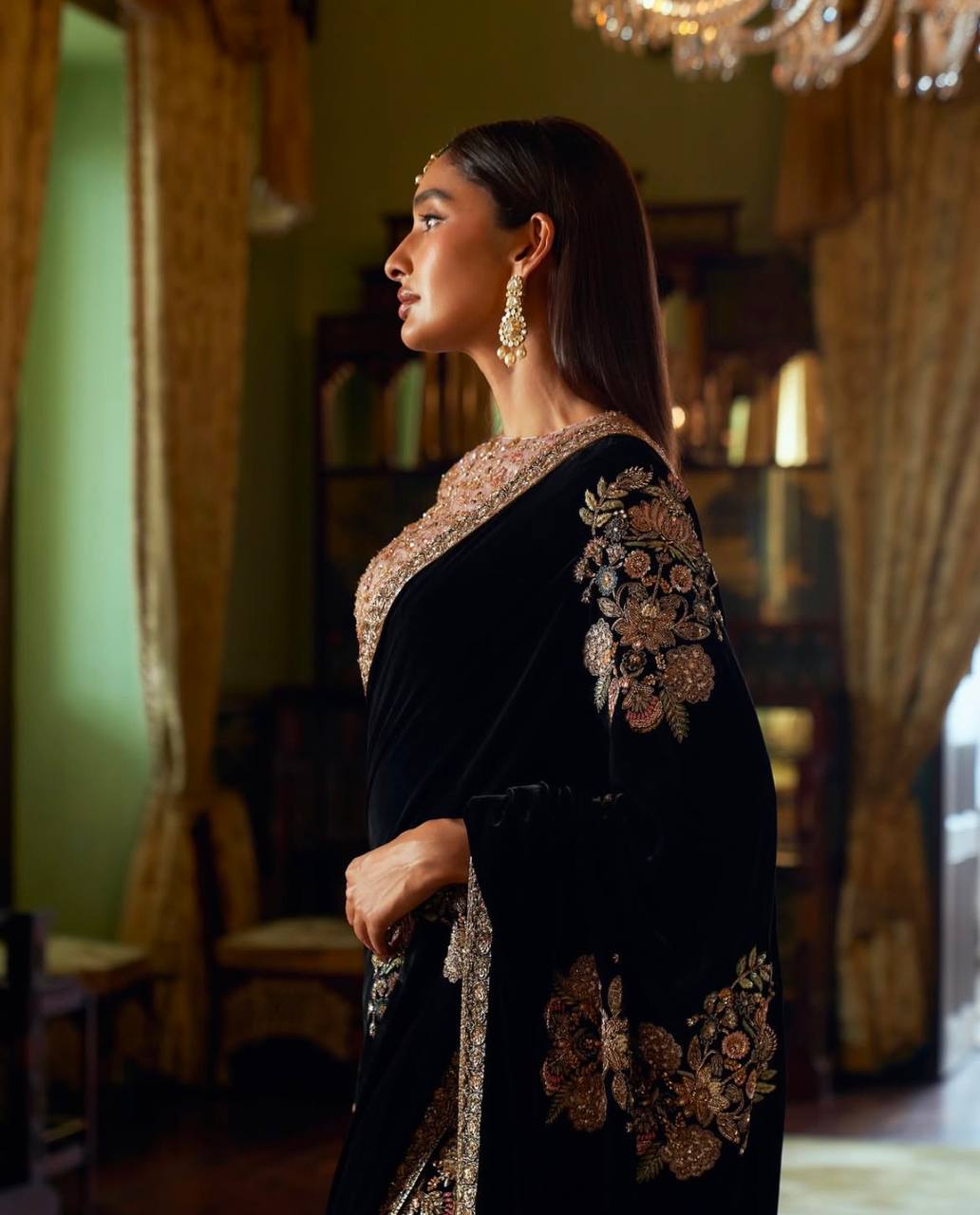 Black Stunning Velvet & Net Saree with Sequins & Dori Work