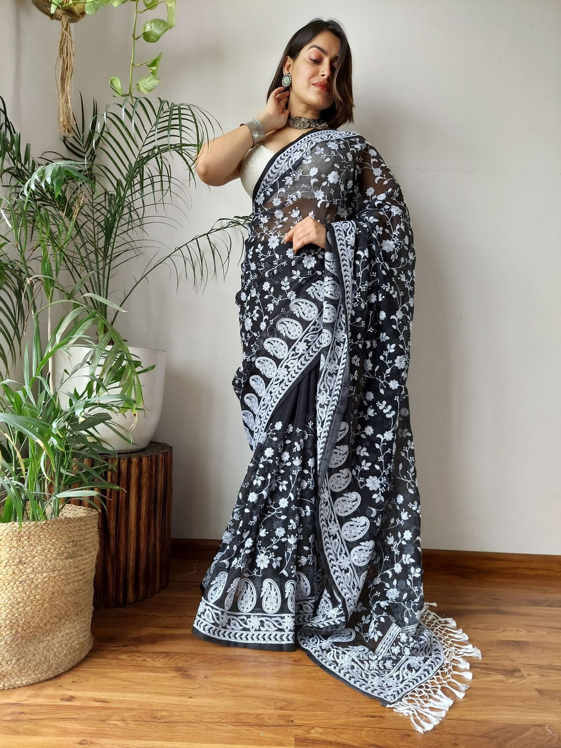 Black Viscose Organza Saree with Exquisite Chickenkari Embroidery – Paired with Elegant White Silk Blouse and Latkan