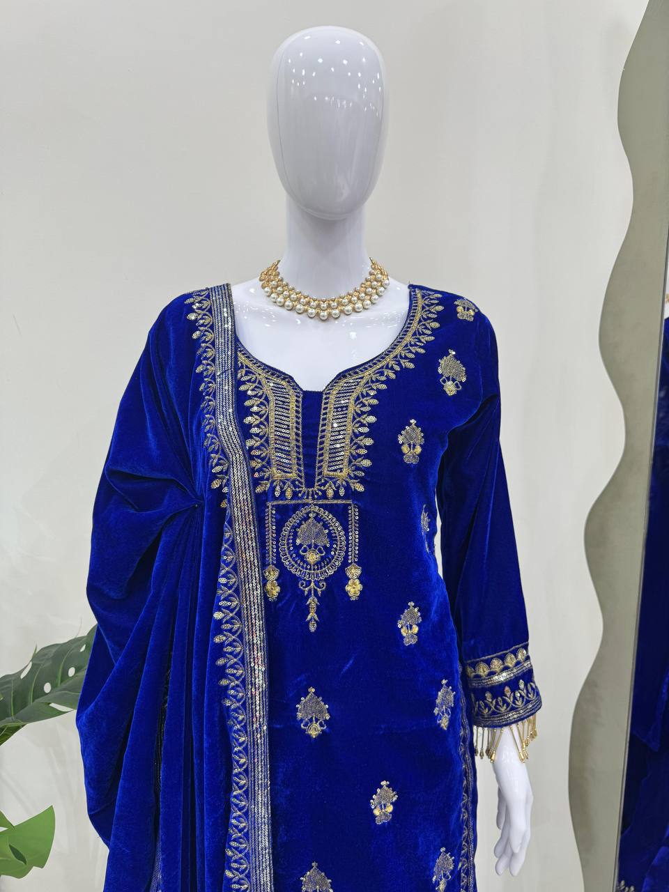 Blue Elegant Velvet Ensemble – Luxe Thread & Sequin Work