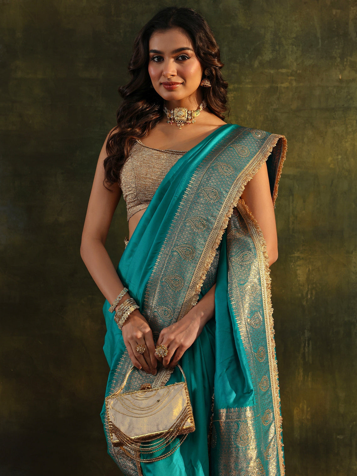 Mameraa Blue Embellished Silk Blend Saree With Unstitched Blouse Piece