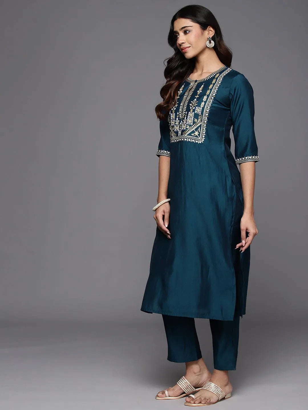 Mameraa Blue Yoke Design Straight Suit With Dupatta