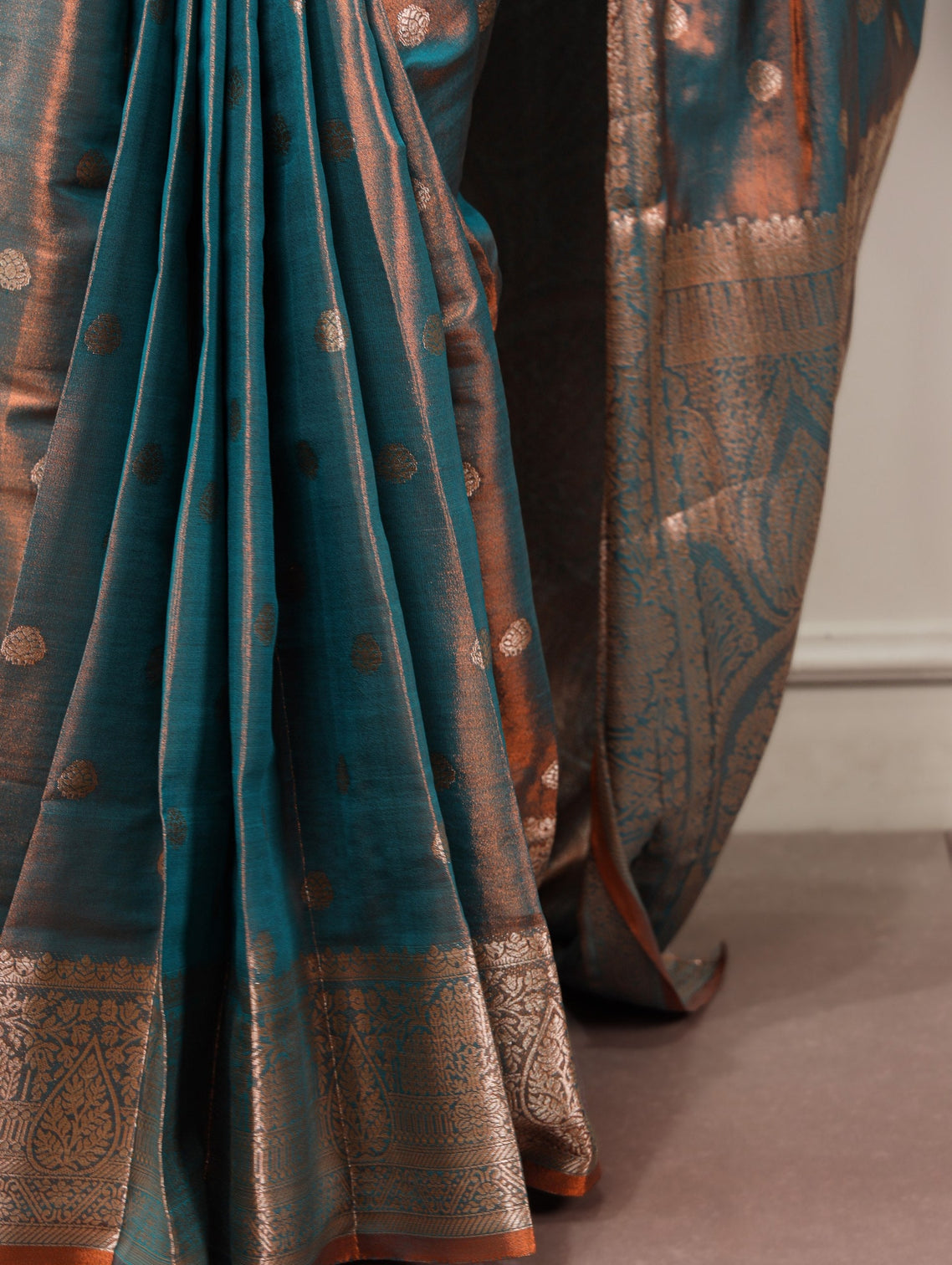 Bottle Green Traditional Kasavu Saree