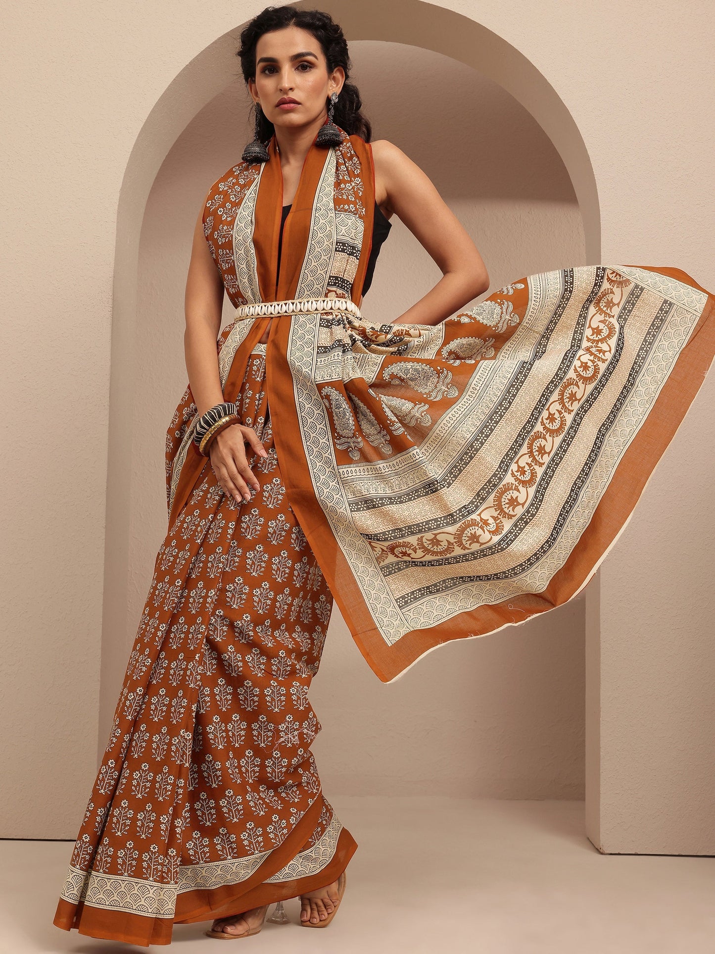 Libas Brown Printed Cotton Saree With Unstitched Blouse Piece