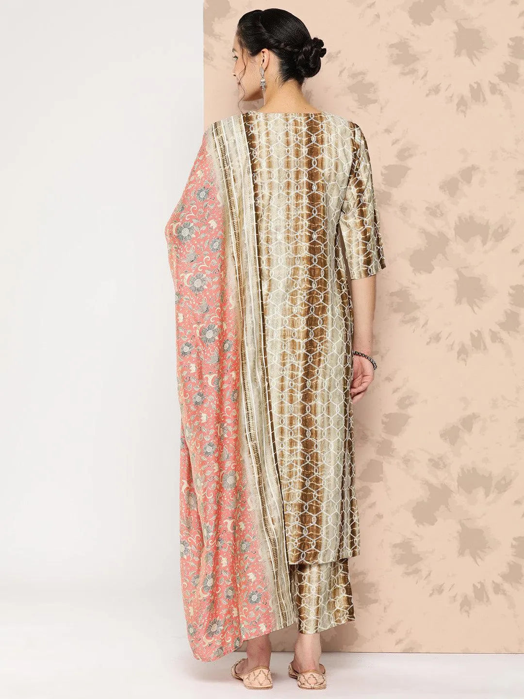 Mameraa Brown Printed Silk Blend Straight Kurta With Trousers and Dupatta