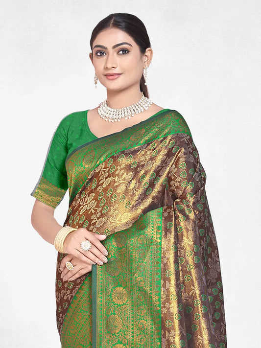Green Silk Saree With Blouse Piece
