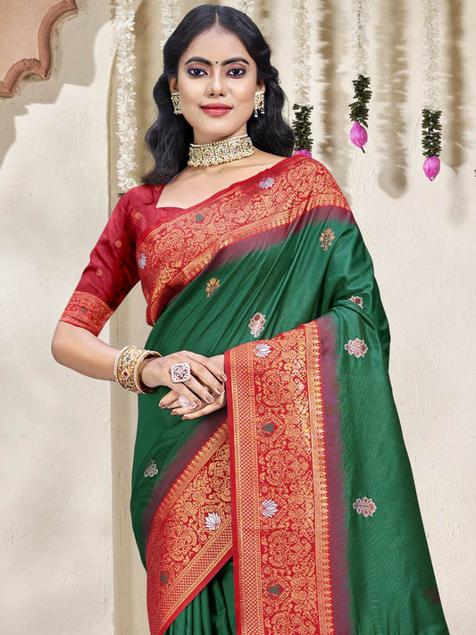 Green Silk Saree With Blouse Piece