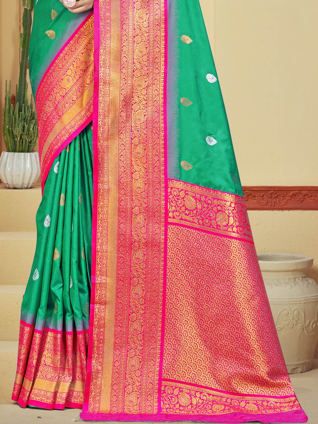 Teal Silk Saree With Blouse Piece