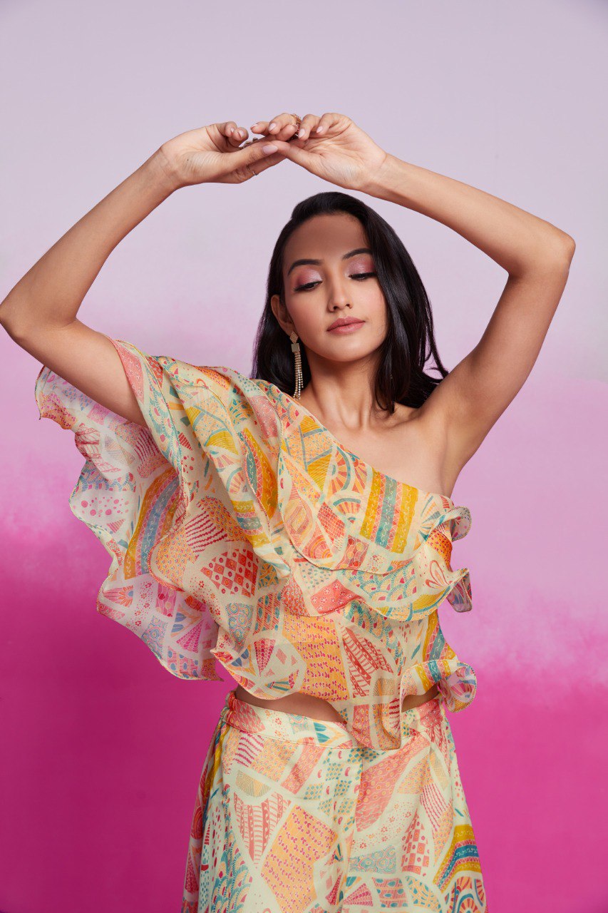 Cream Printed Organza Blouse & Palazzo Set Ready To Wear Ethnic Co-Ord Set