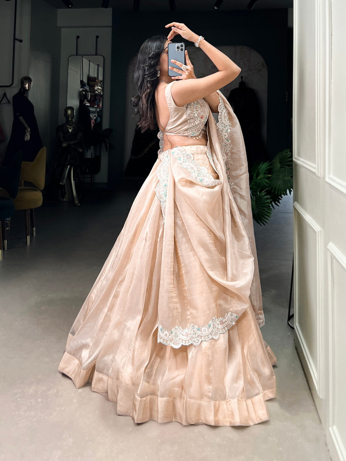 Cream Radiant Gold Crush Lehenga Set – Luxe Elegance with Jarkan Diamond & Sequin Embroidery