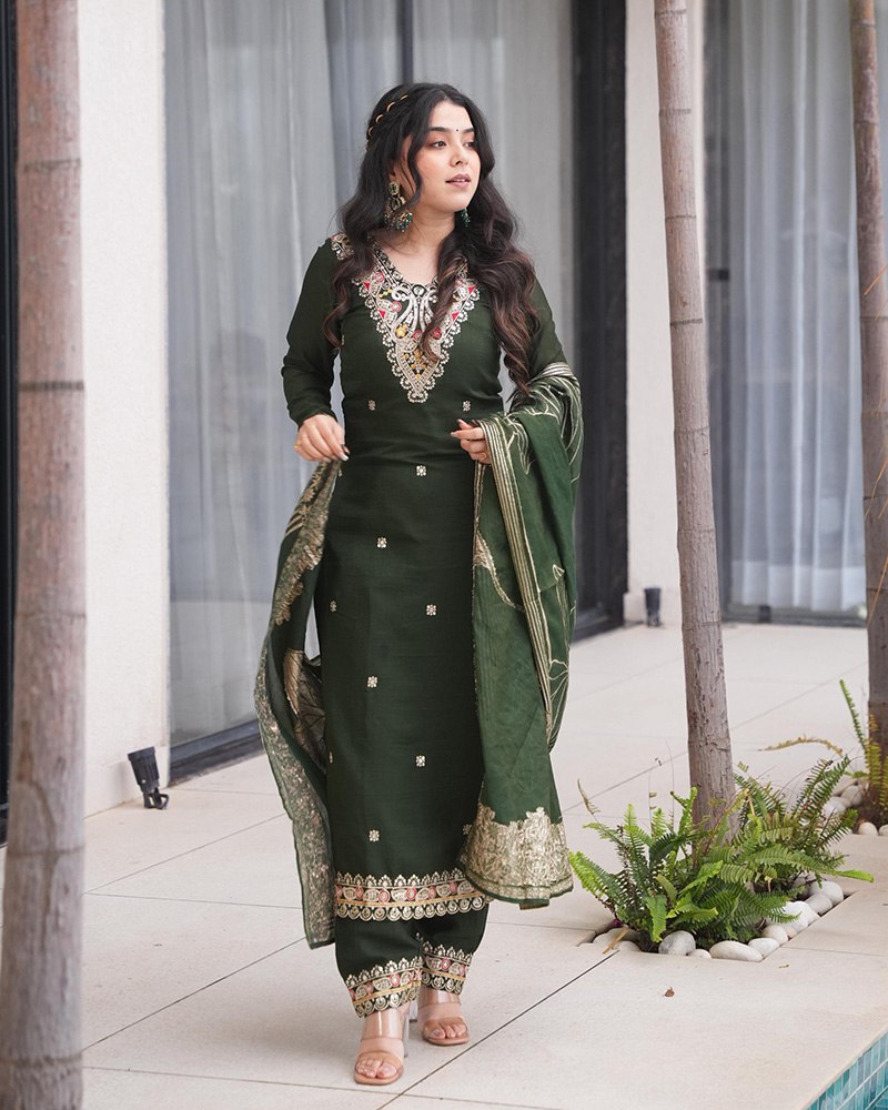 Dark Green Elegant Roman Silk Embroidered Suit Set with Jacquard Dupatta – Zari, Sequence & Coding Work