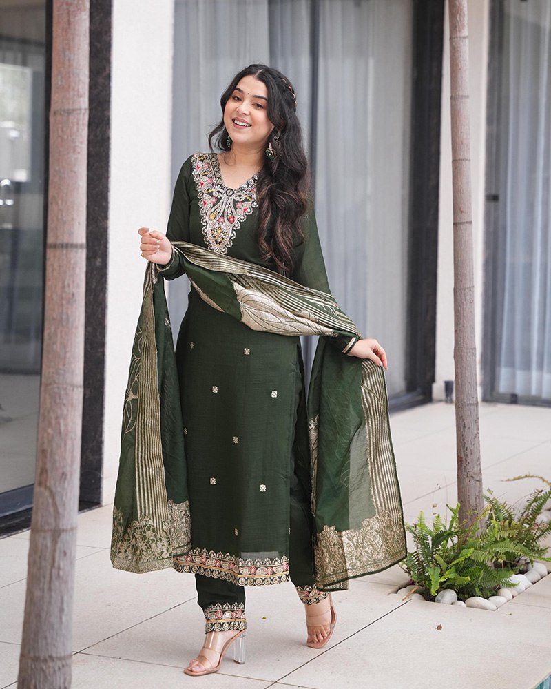 Dark Green Elegant Roman Silk Embroidered Suit Set with Jacquard Dupatta – Zari, Sequence & Coding Work