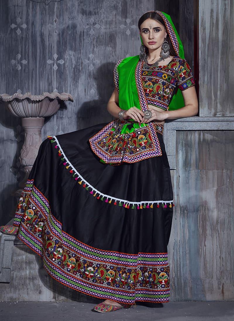 Designer Chaniya Choli For Navratri With Green Dupatta