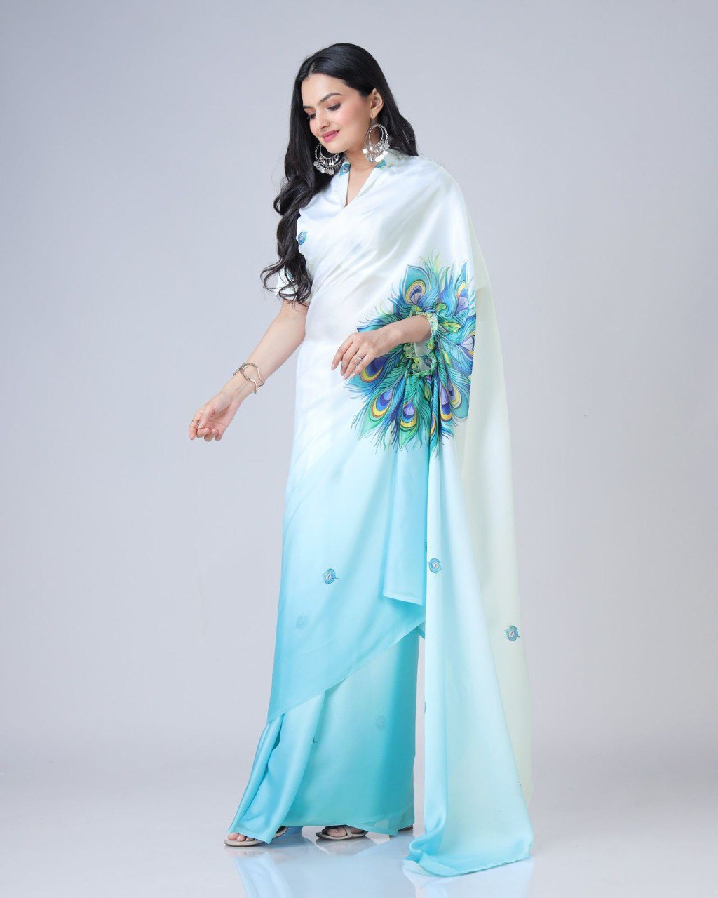 Designer New Launch – Freehand Saree with Handsfree Mandala Innovation