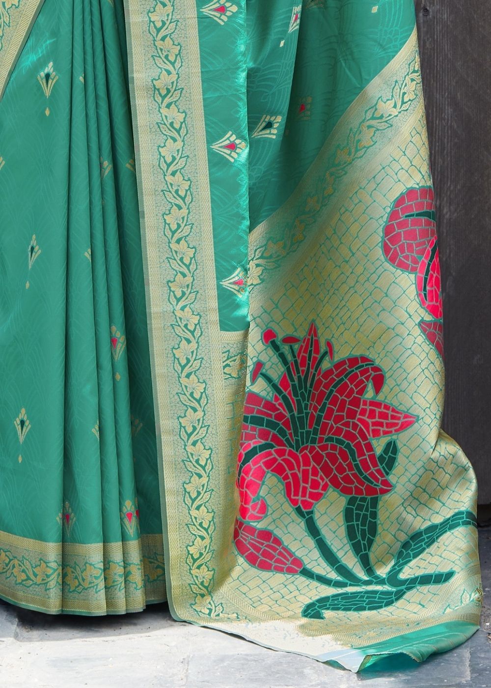 Green Silk Saree with Golden Zari Border
