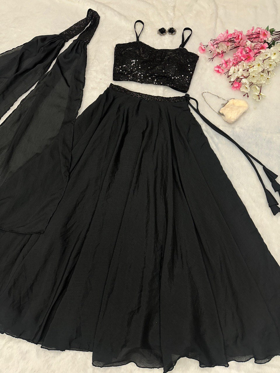 Elegant Black Women's Lehenga Set with Modern Flair