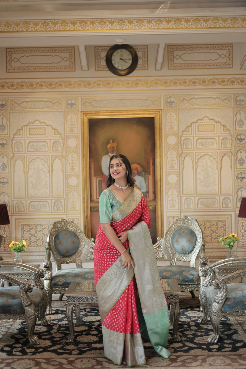 Elegant Kanjivaram Saree Silk with Zari Weaving Work with Blouse