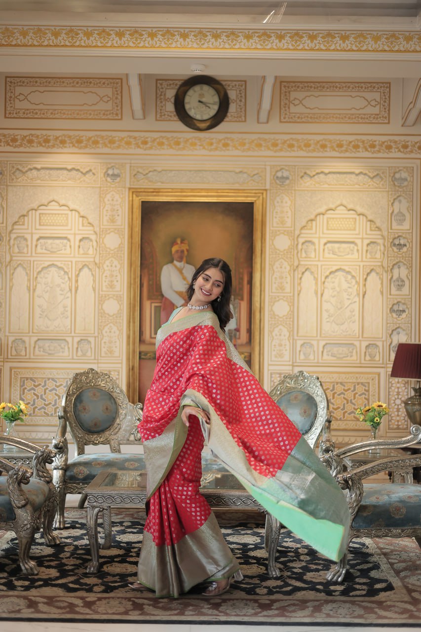 Elegant Kanjivaram Saree Silk with Zari Weaving Work with Blouse