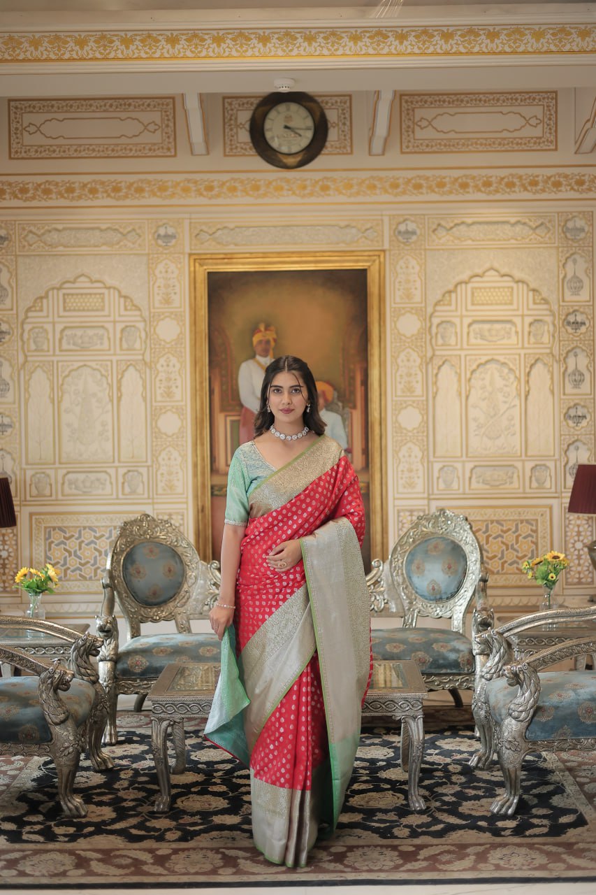 Elegant Kanjivaram Saree Silk with Zari Weaving Work with Blouse