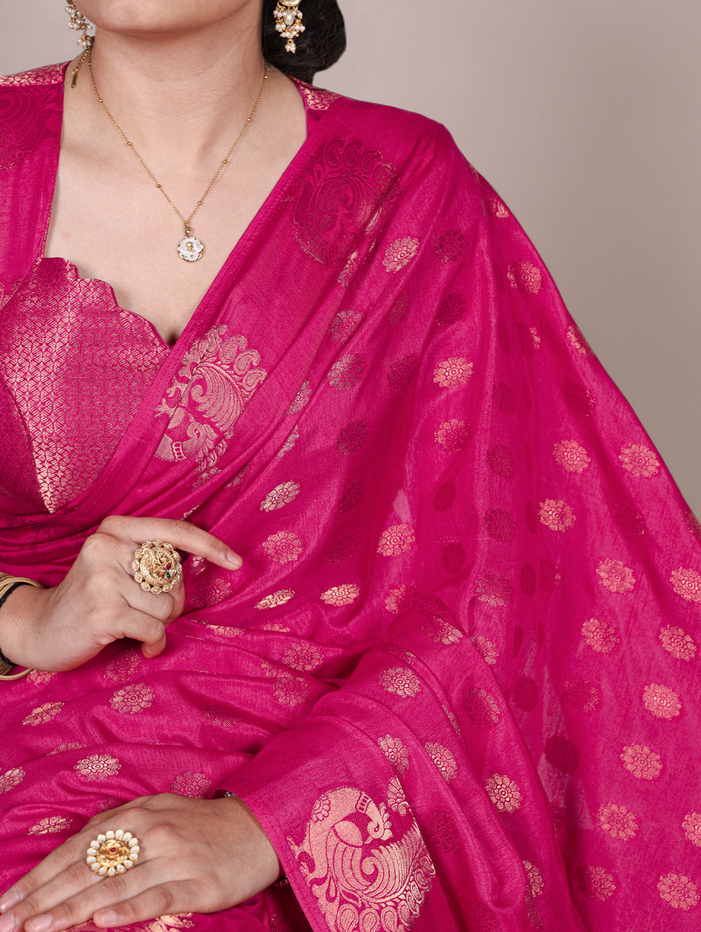 Pink roop silk saree with zari weaving unstitched lace blouse