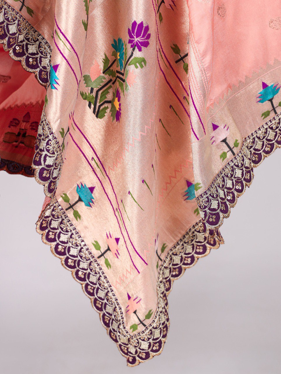 Exquisite Paithani Jacquard Silk Dupatta – A Timeless Elegance