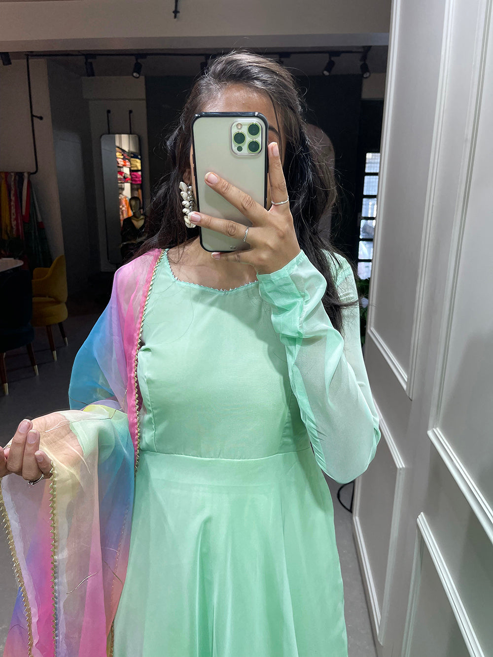 Pista Color Simple Soft Organza Gown