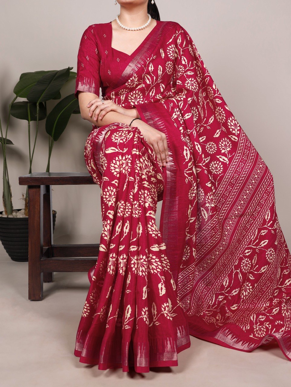 Floral Printed Slub Silk Saree