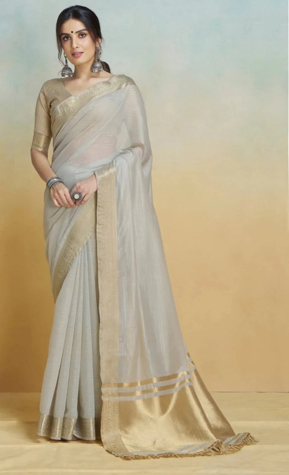 Gray Graceful Woven Handloom Pure Cotton Saree with Chanderi Cotton