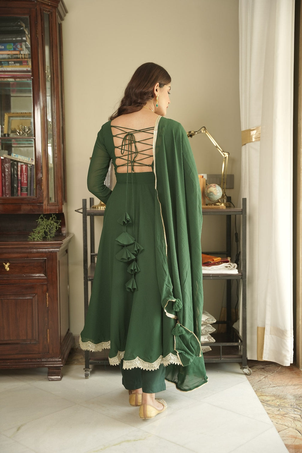 Green Elegant Georgette Printed Suit Set with Tassel Dupatta – Flowy & Chic