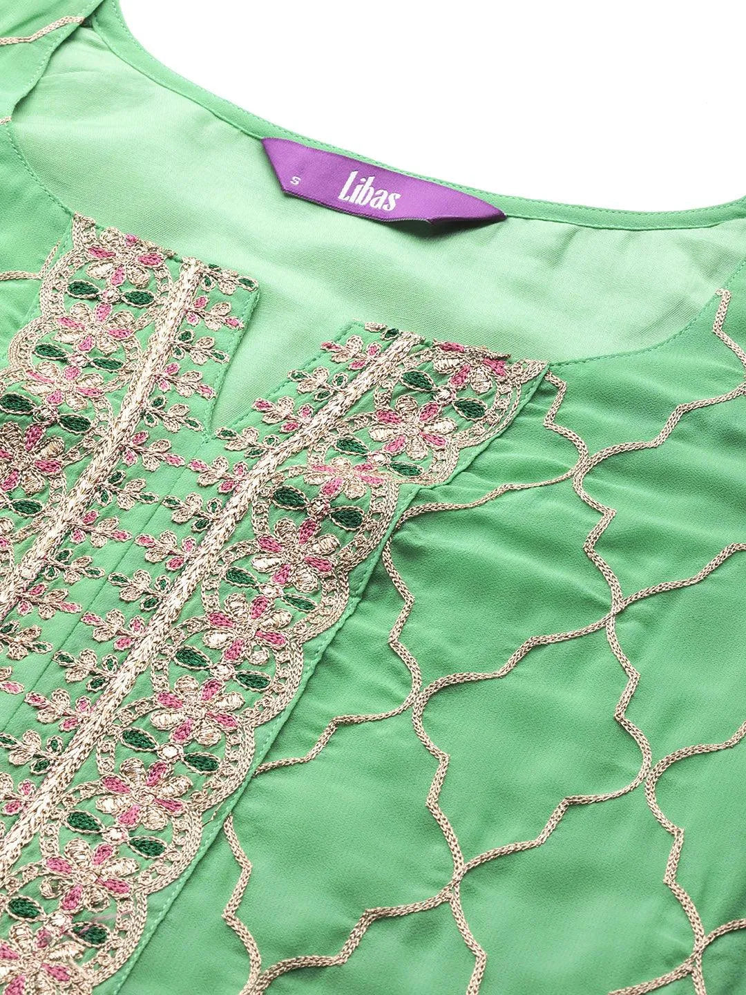 Mameraa Green Embroidered Georgette Straight Suit With Dupatta