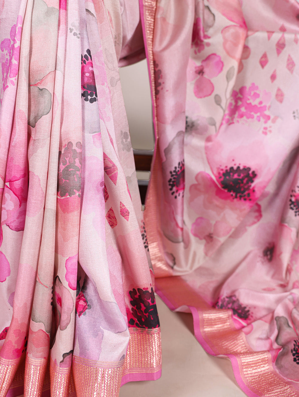 Pink tussar silk floral printed saree with viscose border wine blouse