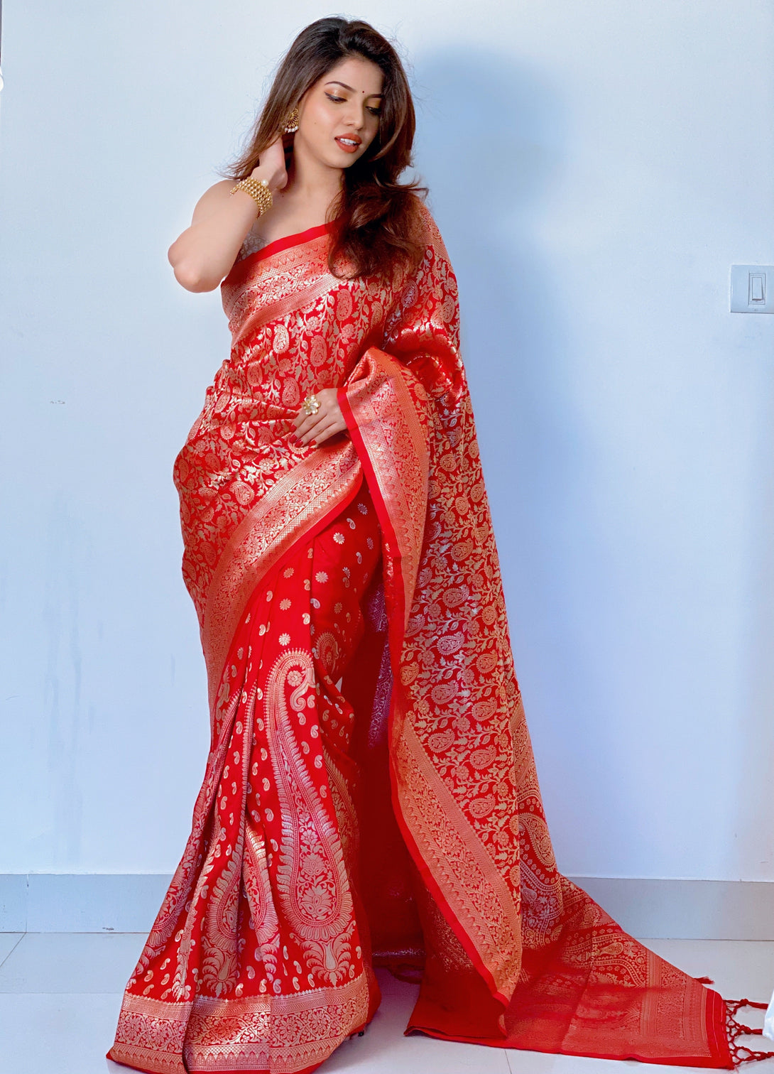Pure banarasi silk saree with zari weaving