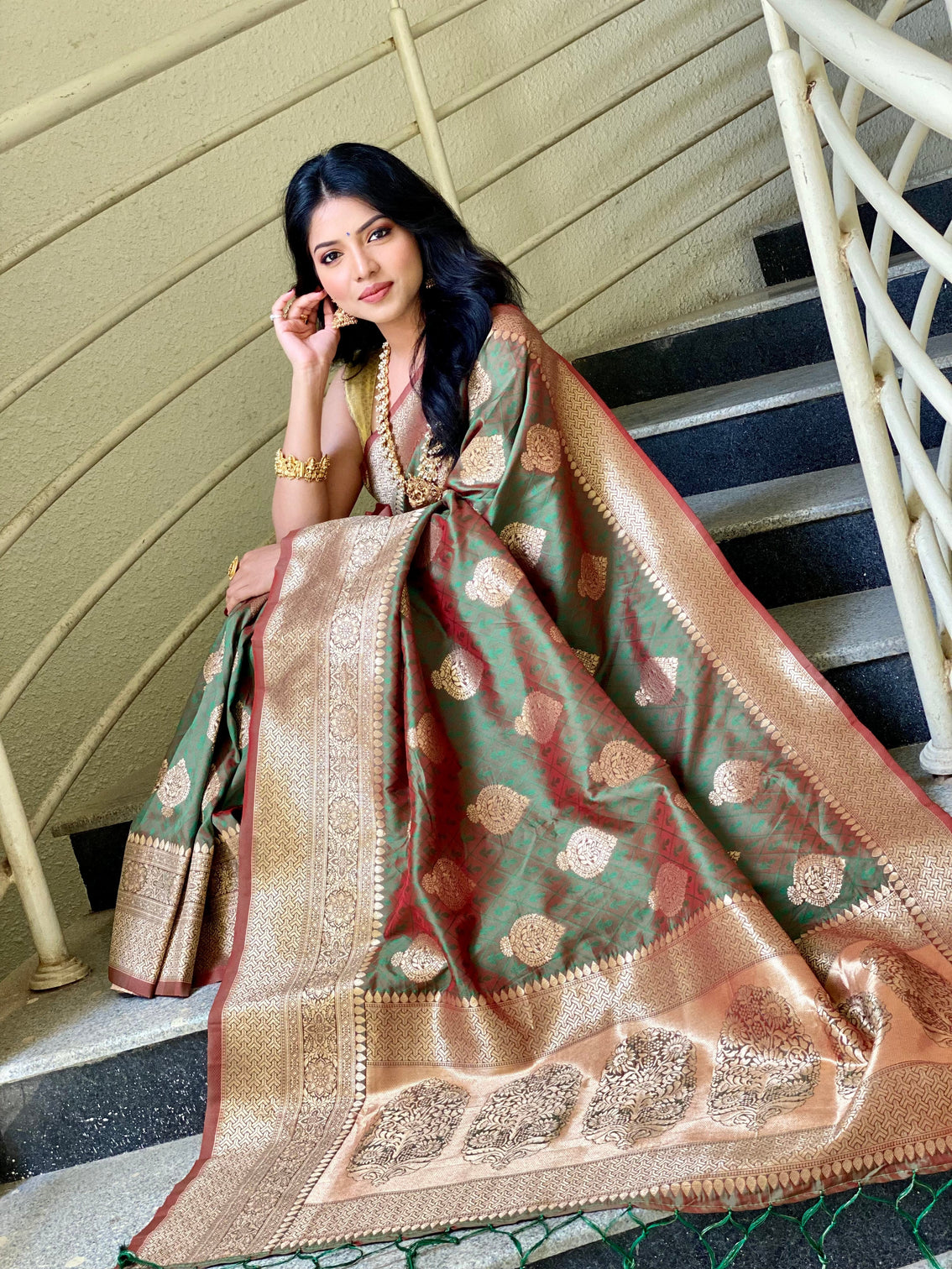 Pure banarasi silk saree with zari weaving