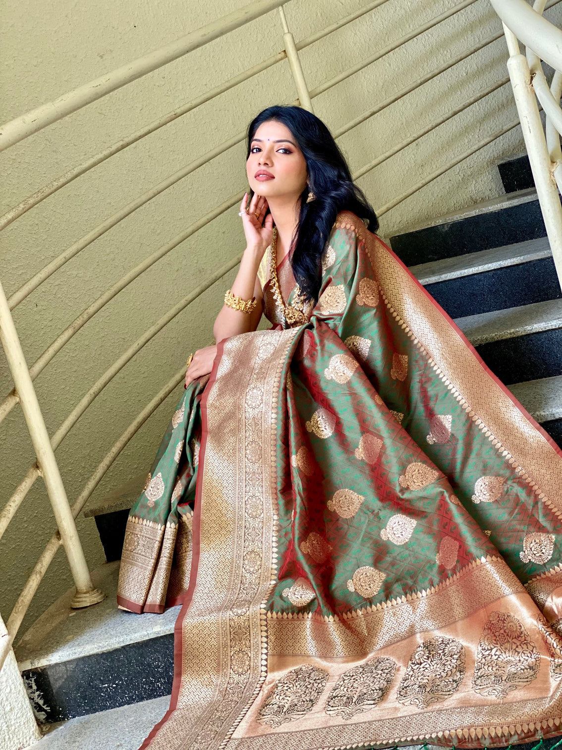 Pure banarasi silk saree with zari weaving