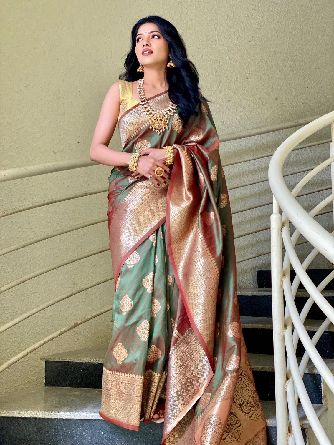 Pure banarasi silk saree with zari weaving