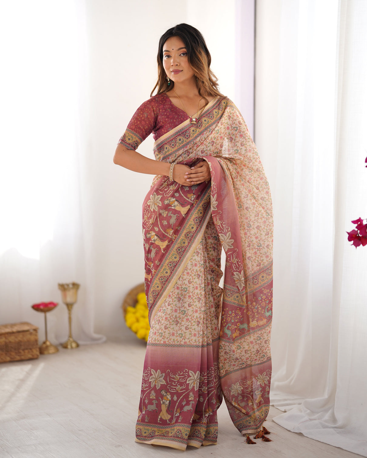 Beige mauve handloom cotton saree with floral jaal peacock motifs storytelling pallu