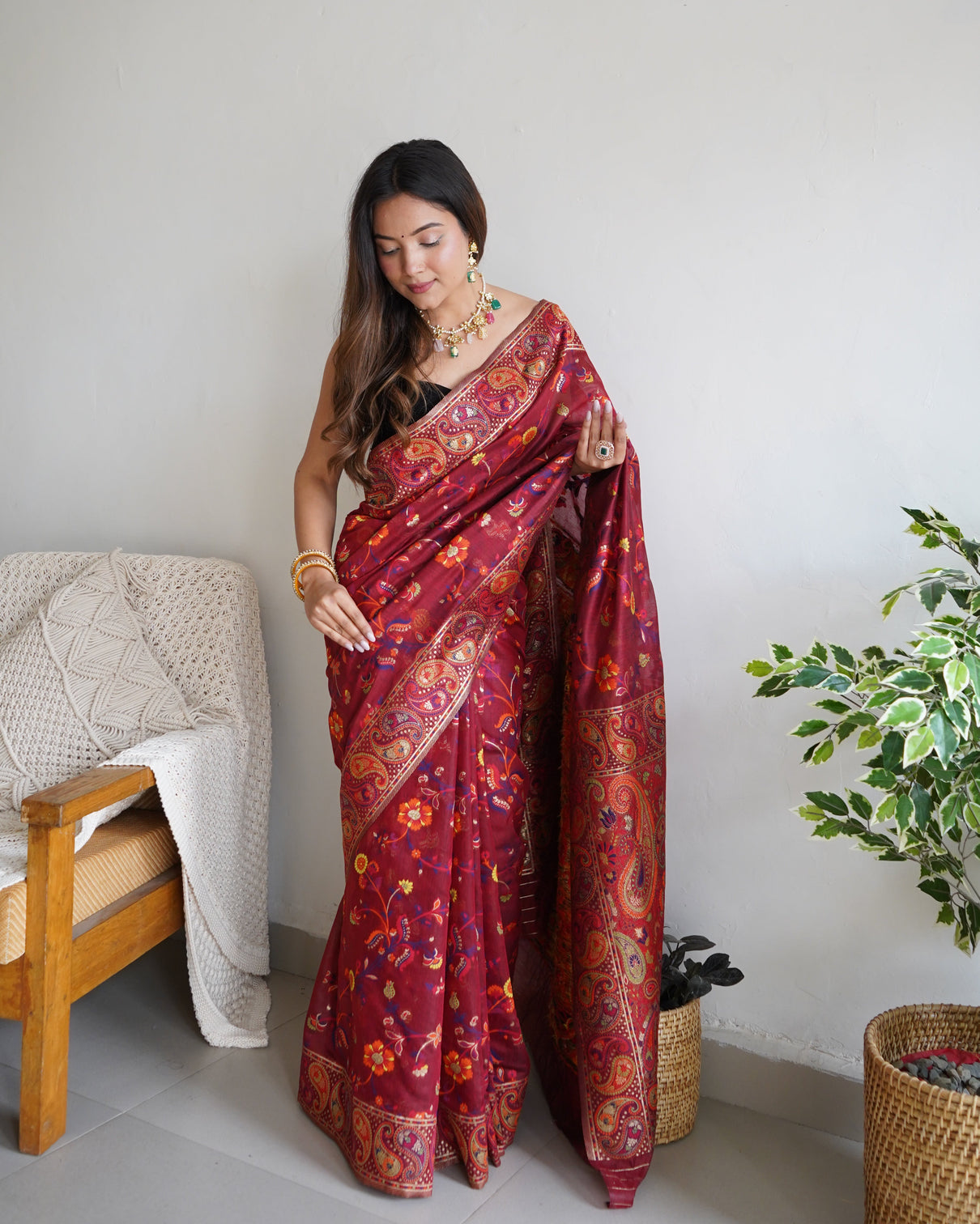 Kashmiri pashmina cotton kachhi work multi thrade saree