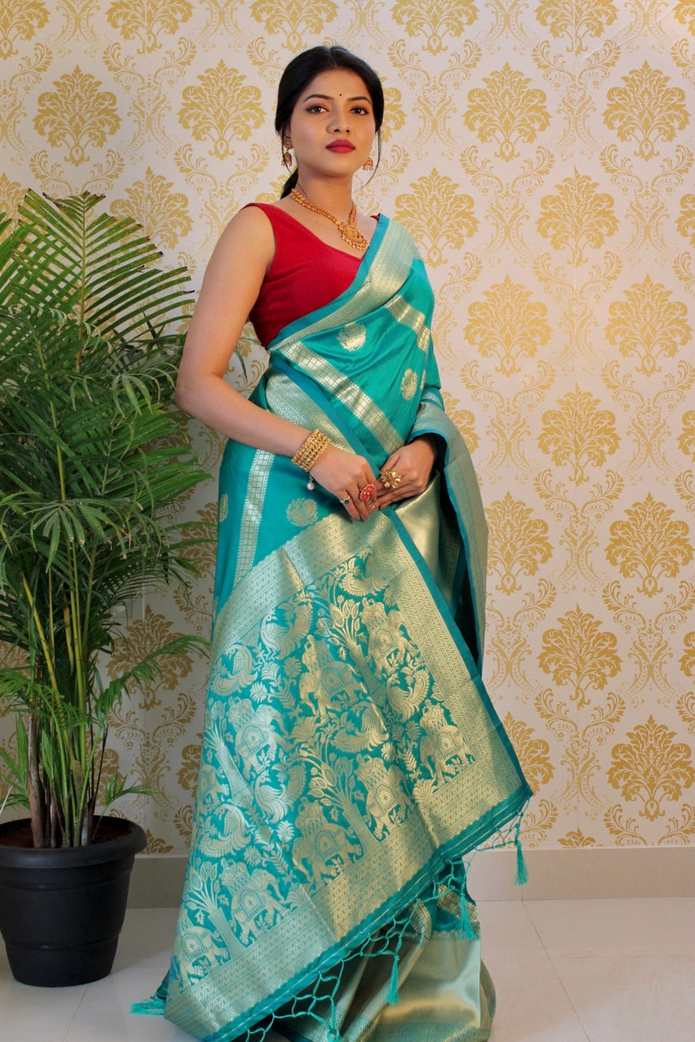 Pure banarasi silk saree with zari weaving