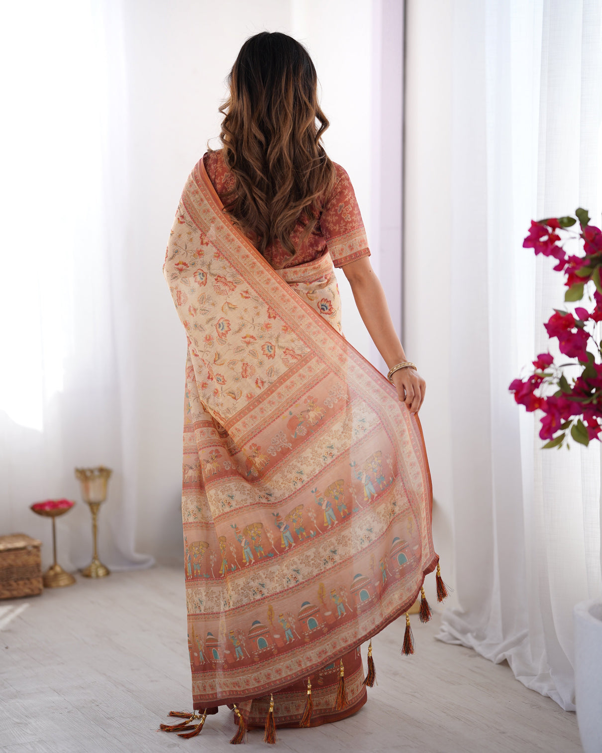 Ivory handloom cotton saree with maroon borders floral print royal procession pallu