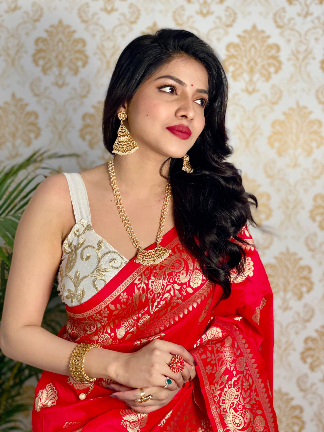 Pure banarasi silk saree with zari weaving