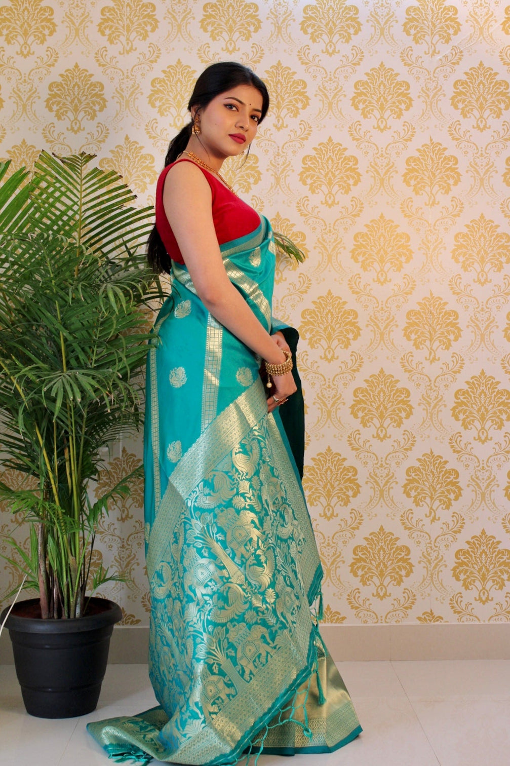 Pure banarasi silk saree with zari weaving