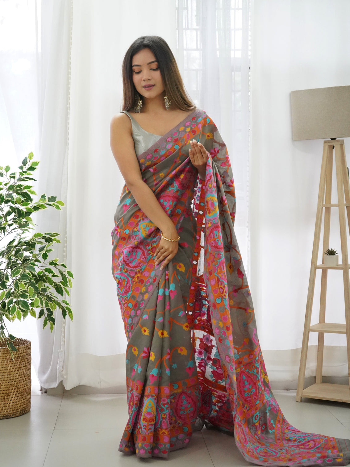 Kashmiri pashmina cotton kachhi work multi thrade saree