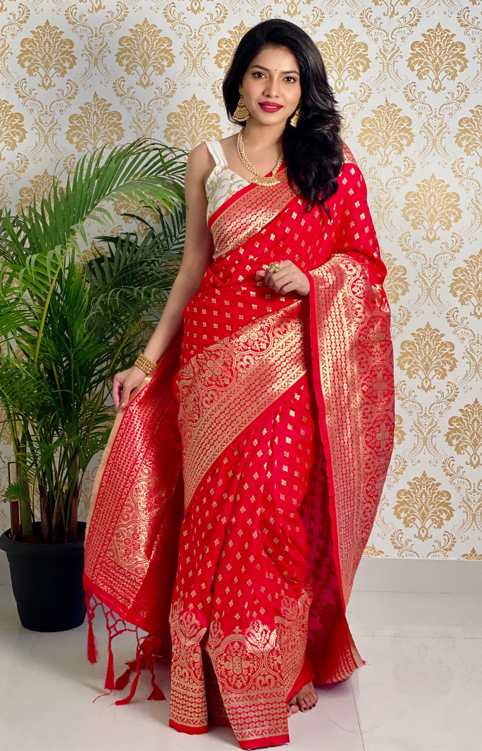 Pure banarasi silk saree with zari weaving