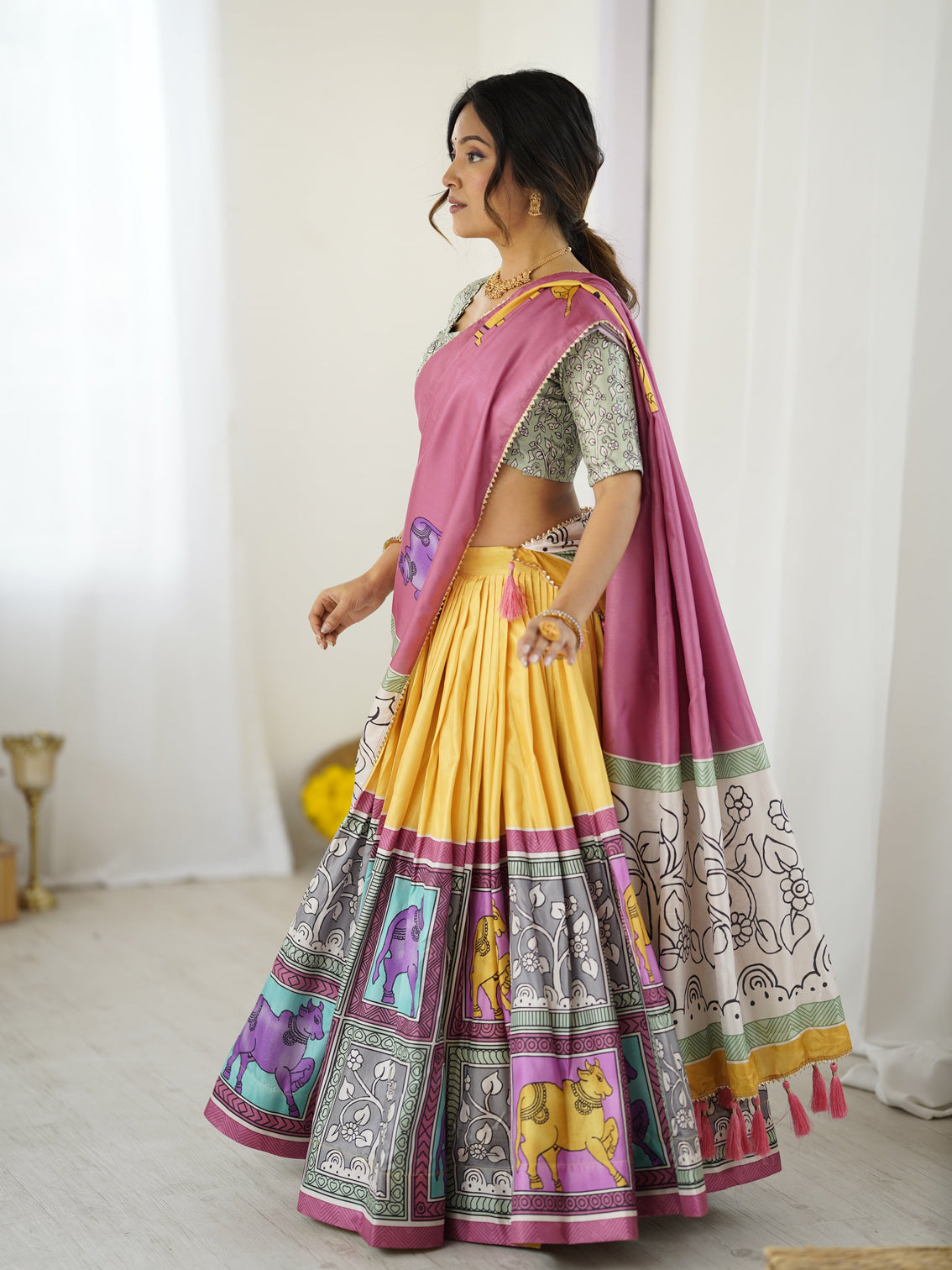 Ethnic chic kalamkari lehenga for college functions festive days