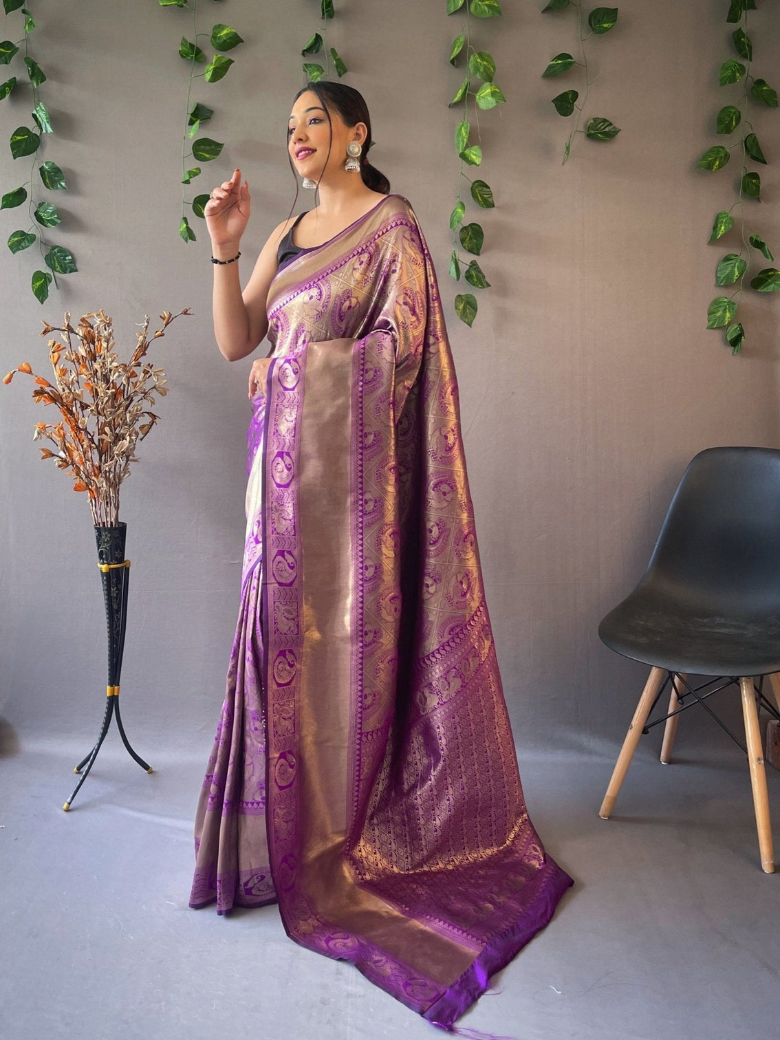 Purple Saree in Kanjeevaram Silk Self Peacock Woven