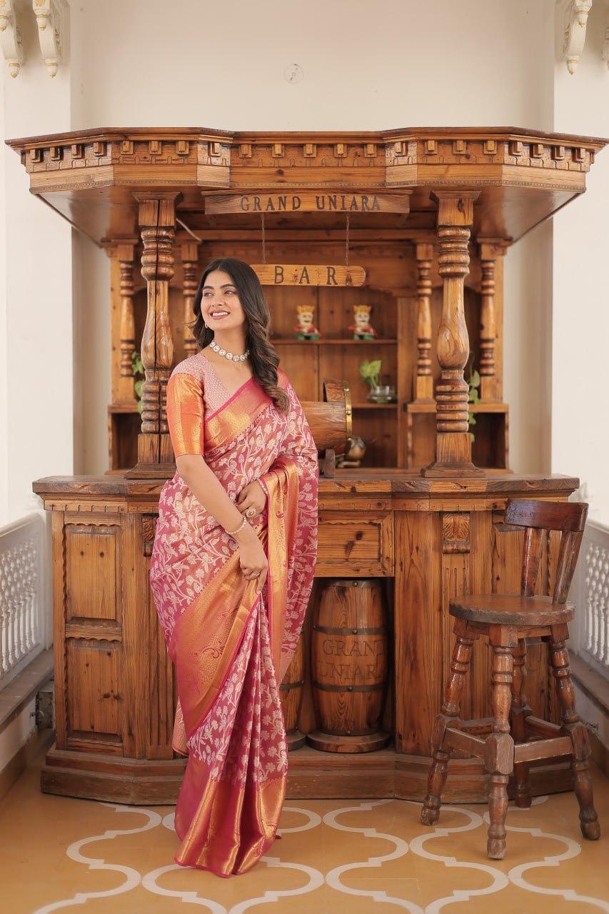 Kanjivaram Silk Pink Saree with Zari Weaving Work