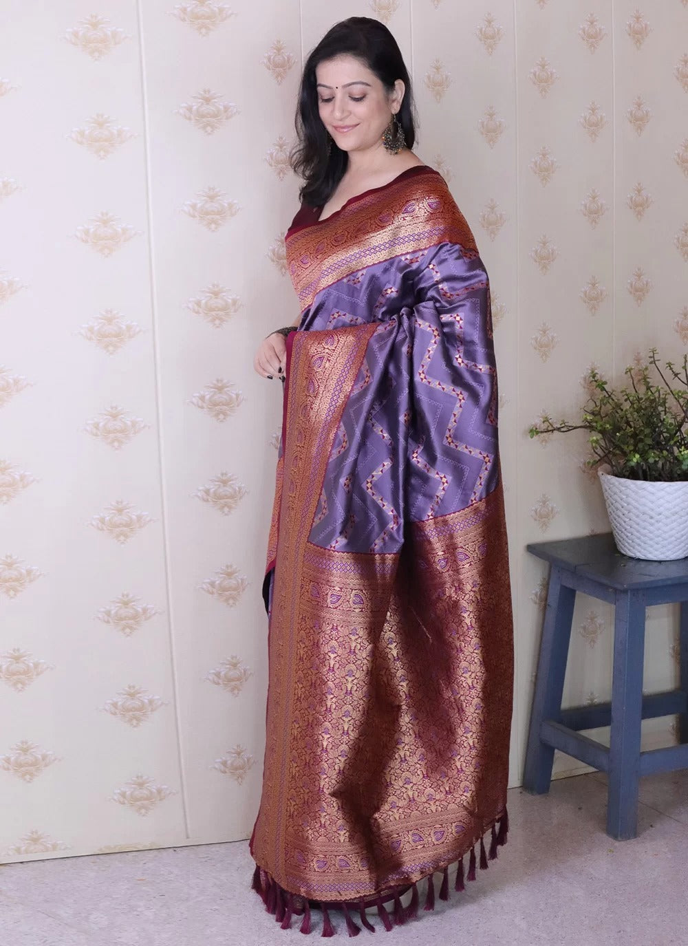 Luxury lavender banarasi soft silk saree for wedding with gold zari weaving