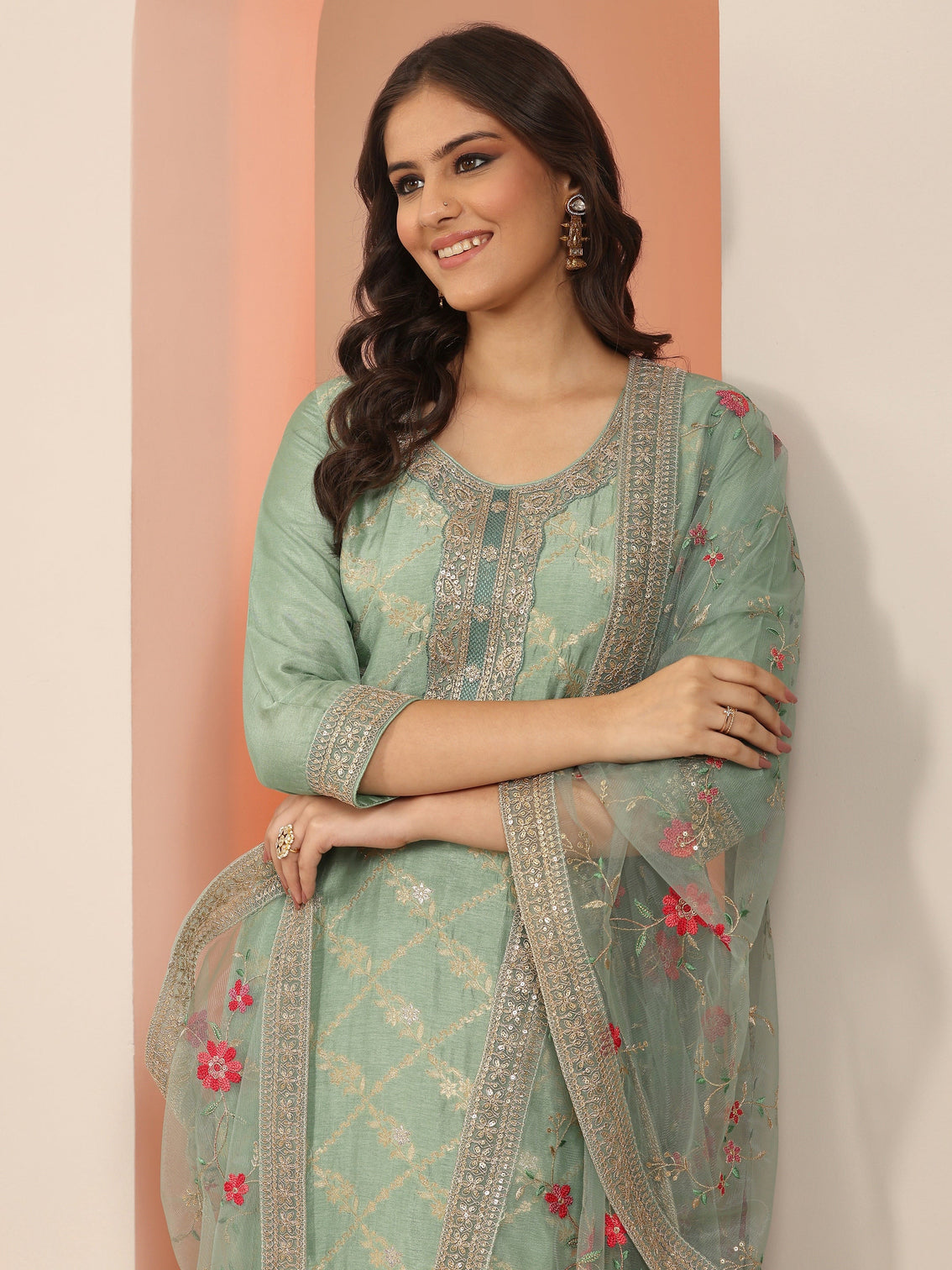 Mameraa Green Woven Design Silk Blend Straight Suit Set With Dupatta