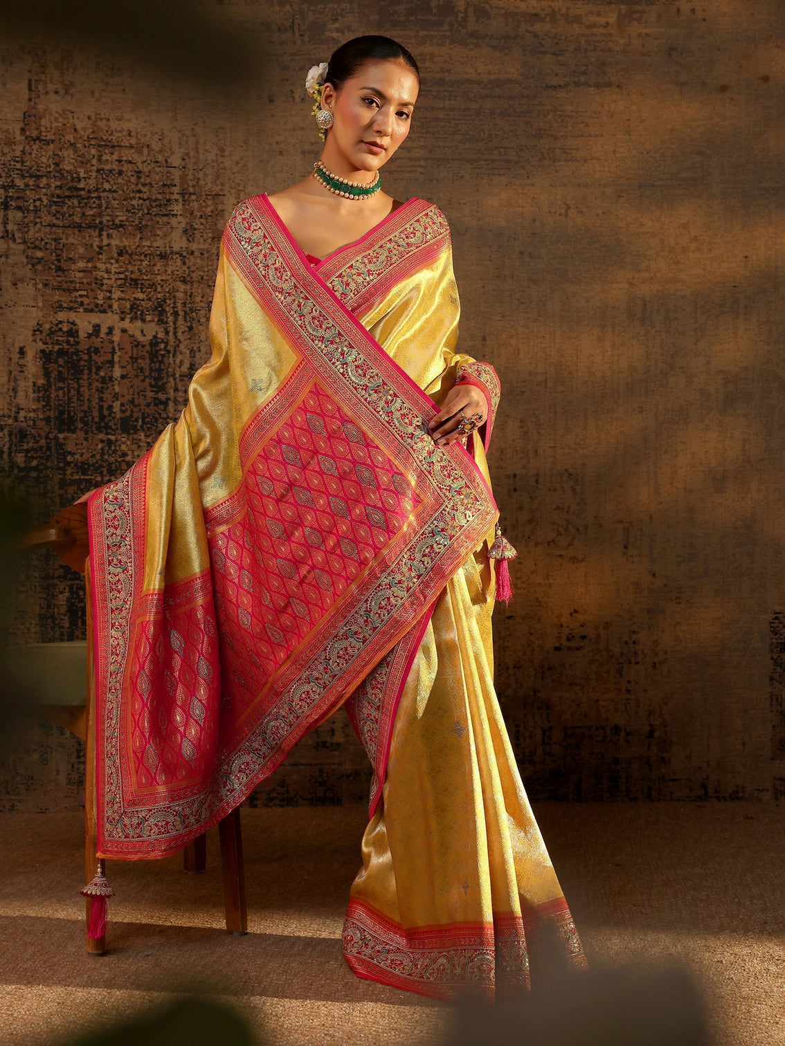 Mameraa Art Mustard Ethnic Motifs Woven Design Silk Blend Saree With Unstitched Blouse Piece