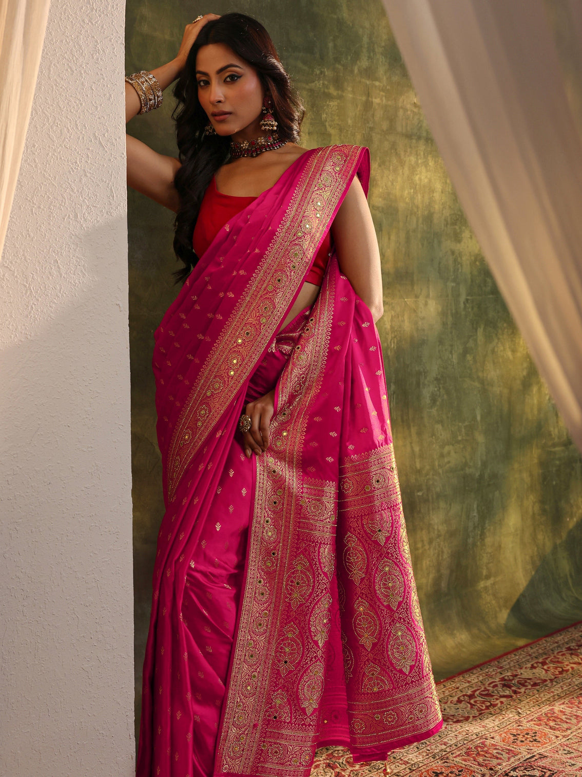 Mameraa Art Pink Embellished Satin Saree With Unstitched Blouse Piece