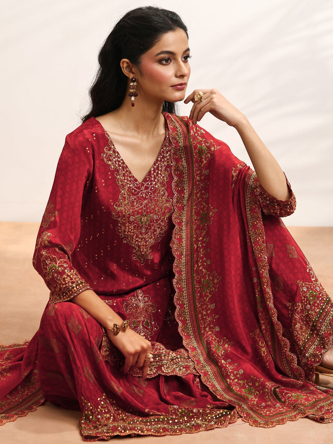 Mameraa Art Red Embellished Crepe Suit Set With Dupatta